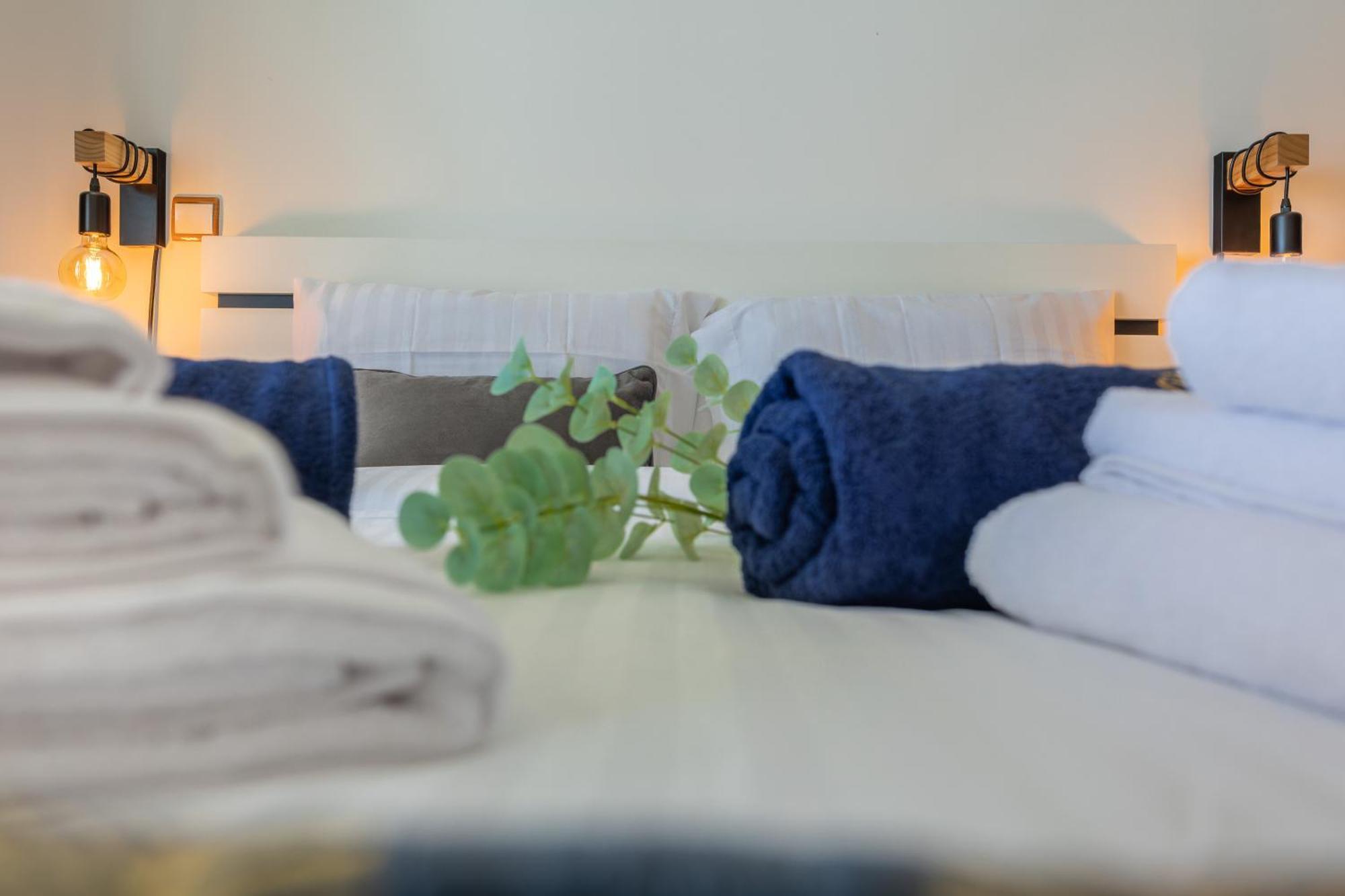 Pascal By Rmz Villa *