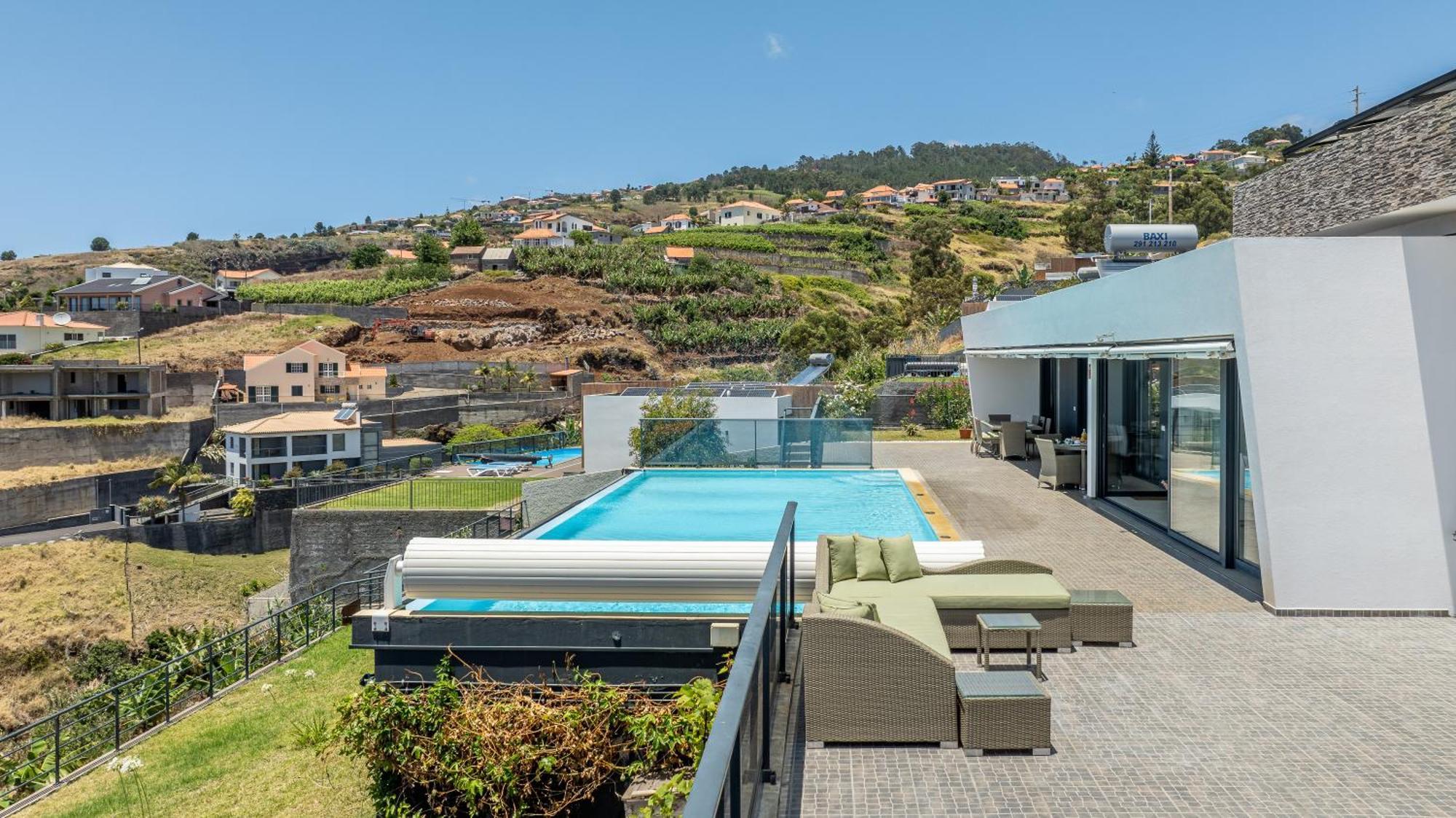 Villa Pascal By Rmz